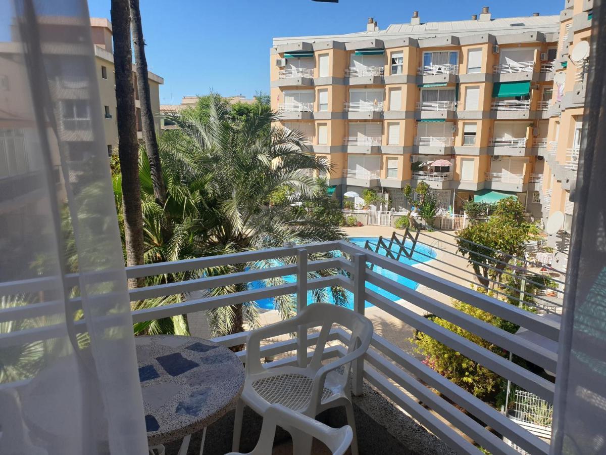 Estrella Home Салоу Экстерьер фото